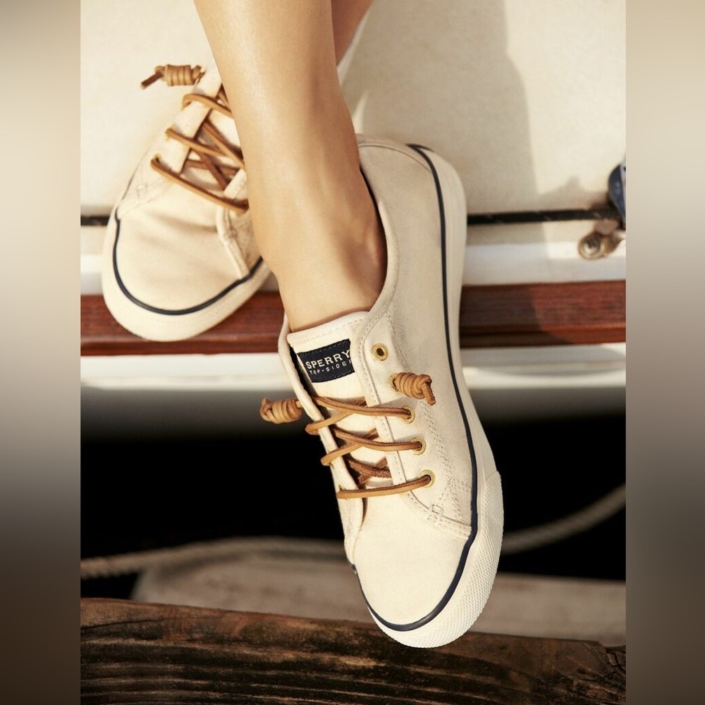 Sperry Women's Seacoast Leather Sneakers